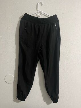Forever 21 unisex Black Lightweight Zip-Pocket Joggers